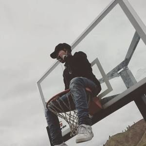 Meet your Posher, Christian